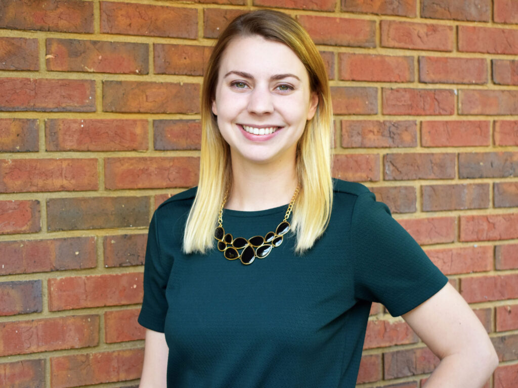 Holly Brooks Headshot